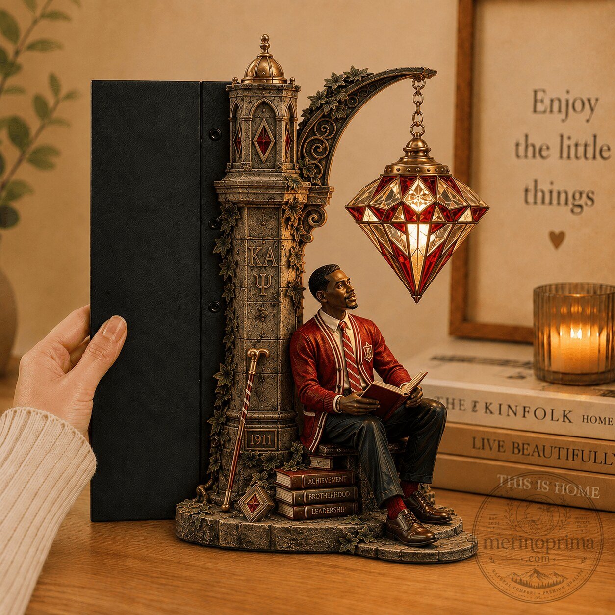 Kappa Alpha Psi Fraternity Bookshelf Figurine Lamp with Streetlight
